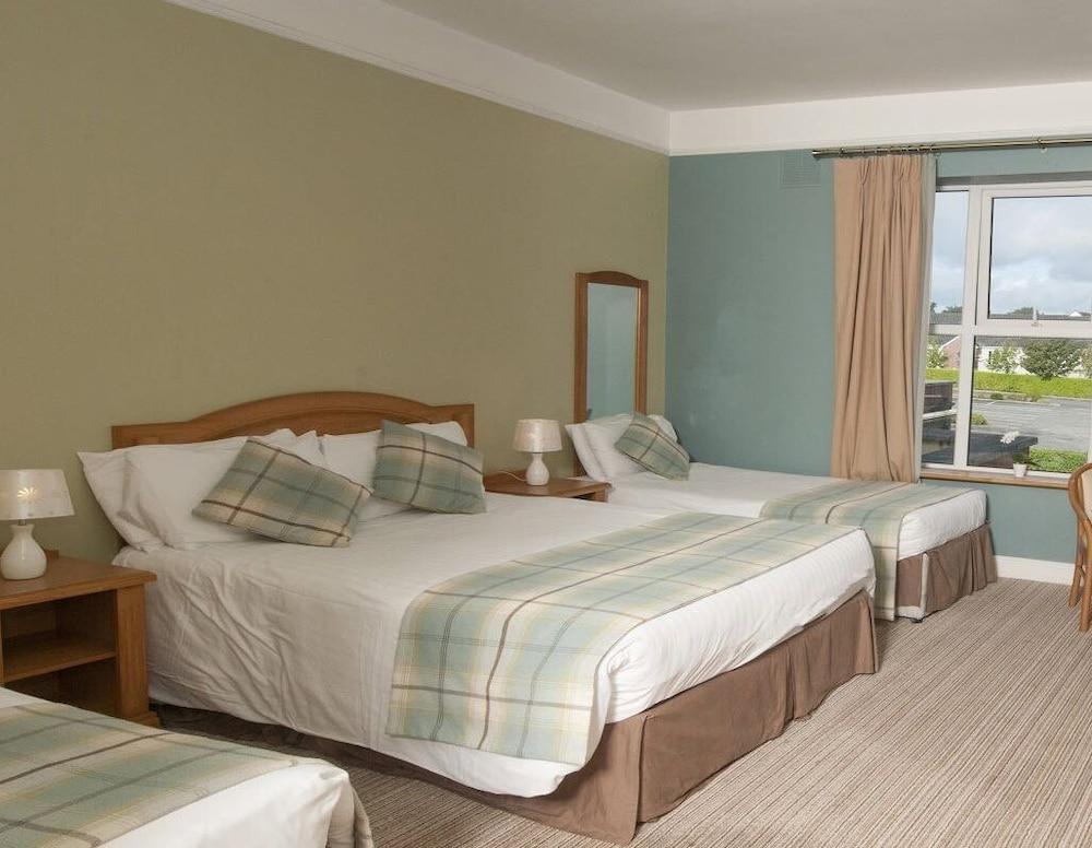 Woodlands Hotel & Leisure Centre 워터퍼드 외부 사진
